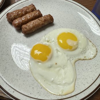 Flo's Coffee Shop - Diners Near Me - El Monte, California Flo's Coffee Shop - Diners Near Me - El Monte, California