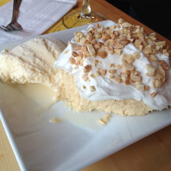 Pie Bar - Peanut butter cream pie! - Cocktail Bars Near Me - Seattle, Washington Pie Bar - Peanut butter cream pie! - Cocktail Bars Near Me - Seattle, Washington
