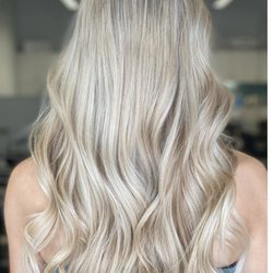 Fringe Salon and Color Bar - Blonde Highlights and Glaze