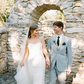Eagle Dancer Ranch Wedding Venue - E + S Wedding at Eagle Dancer Ranch. Photos by: Marc Likes Weddings - Venues & Event Spaces Near Me - Boerne, Texas Eagle Dancer Ranch Wedding Venue - E + S Wedding at Eagle Dancer Ranch. Photos by: Marc Likes Weddings - Venues & Event Spaces Near Me - Boerne, Texas