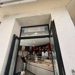 La Tarte Tropézienne - Entrance