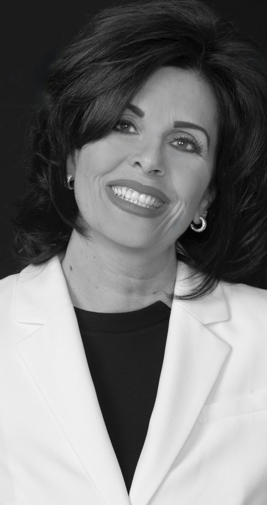 KIM GIANDALIA HK LANE LUXURY REAL ESTATE Updated July 2024