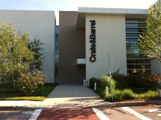 Crate & Barrel by null
