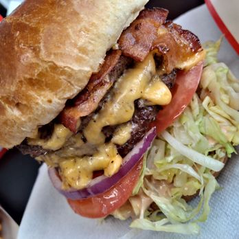 Bob's Big Boy - Bacon Triple Cheeseburger - Burgers Near Me - Flat Rock, Michigan