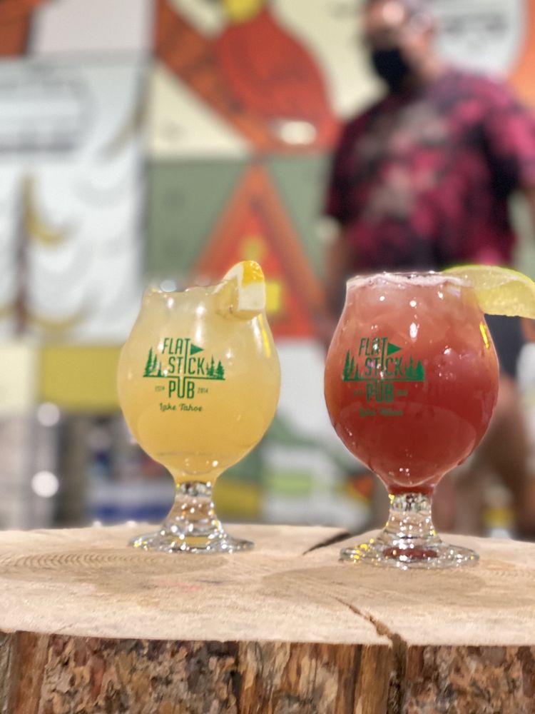 PUTT N’ MINGLE FLATSTICK PUB 4101 Lake Tahoe Blvd, South