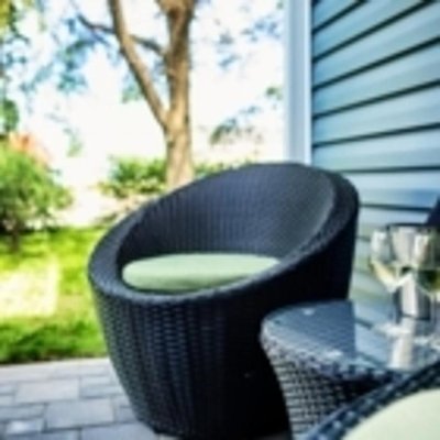 Royal Inn + Suites by null