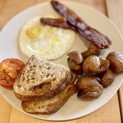 Frontside Cafe - Full Aussie breakfast