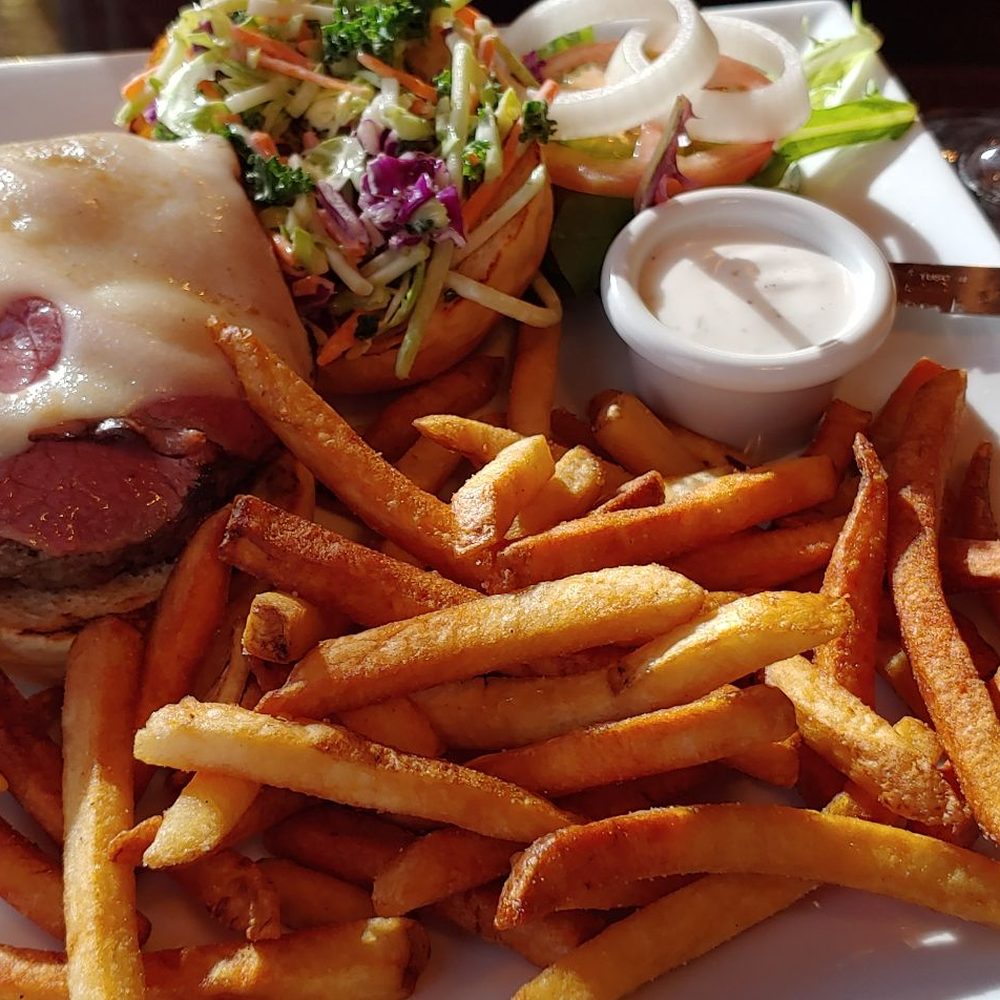 The Cafe - Burgers Near Me - Sonoita, Arizona