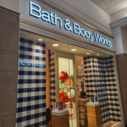Bath & Body Works