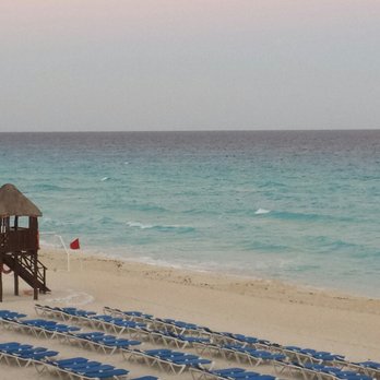 Marriott Cancun Resort - Pretty beach outside casa magna - Hotels Near Me - Cancún, ROO