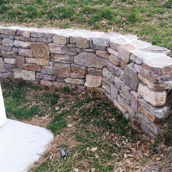 Competitive Masonry - Real limestone dry-stack retaining wall - Masonry/Concrete Near Me - Rapid City, South Dakota