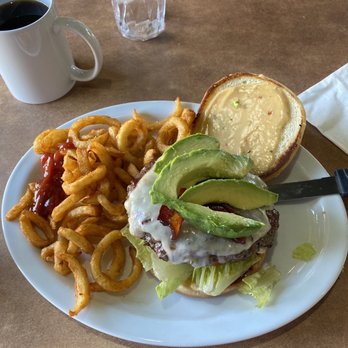 Sunnyside Breakfast Lounge - Red Mountain Burger - Breakfast & Brunch Near Me - Mesa, Arizona