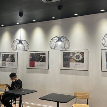 Gong Cha - seating - Bubble Tea Near Me - Providence, Rhode Island