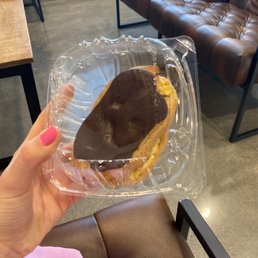 Eclairs