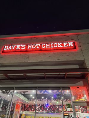 Dave's Hot Chicken by null