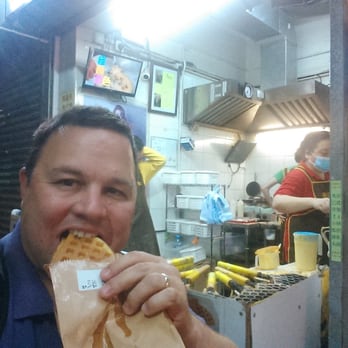 低調高手大街小食 - Last waffle on this trip to HK - Waffles Near Me - Hong Kong, HK