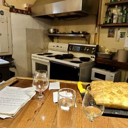 L'Affaire Est Ketchup - Bar seating gives you a view into the kitchen