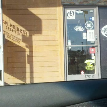 818 Skate Shop - Shoe Stores Near Me - Granada Hills, California