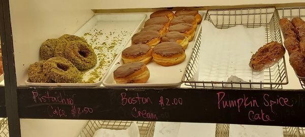 Moe's Doughs by null