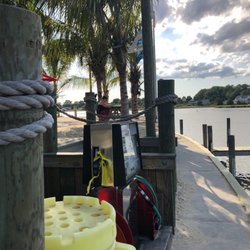 Leisure Point Marina - Gas pumps
