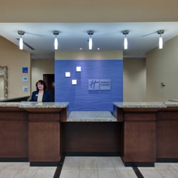 Holiday Inn Express & Suites Chatham South