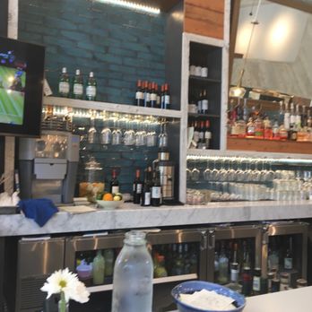 CR NoMa - Bar - Mediterranean Near Me - Washington, DC, District of Columbia