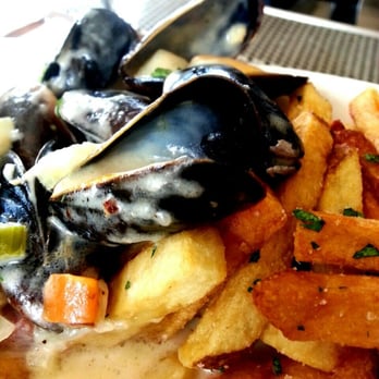 Scratch - Mussels with quebec fries - New American Near Me - Mountain View, California