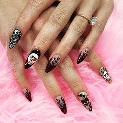 Total Nails +