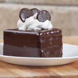 Little Greek Fresh Grill - Chocolate cake