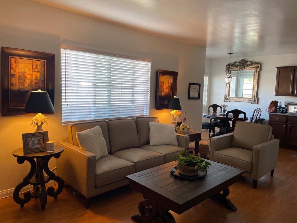 REEDS FURNITURE Updated June 2024 100 Photos & 249 Reviews 28401