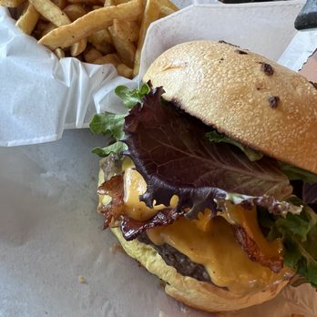 Tucker Duke's - Deerfield Beach - Bowden burger and fries... it was just okay... - Burgers Near Me - Deerfield Beach, Florida Tucker Duke's - Deerfield Beach - Bowden burger and fries... it was just okay... - Burgers Near Me - Deerfield Beach, Florida