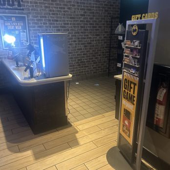 Buffalo Wild Wings - Never a worker here and workers never come. Good luck getting actual service if you come here. - Sports Bars Near Me - Orange, California