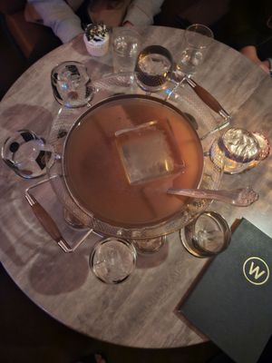 Willis Show Bar by null