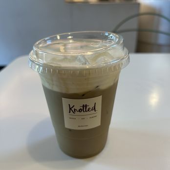 Cafe Knotted Arts District - Hojicha Cream Top - Donuts Near Me - Los Angeles, California Cafe Knotted Arts District - Hojicha Cream Top - Donuts Near Me - Los Angeles, California