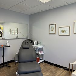 Uptown Medispa Arrowhead - Treatment room