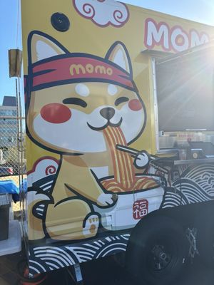 MOMO noodle by null