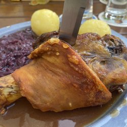 Schwarzbräu - Halbe Schweinshaxe