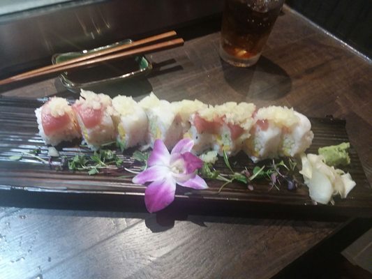 Fuji Sushi Upper King by null