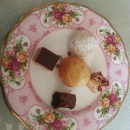 desserts during brunch