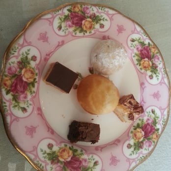 Gather in Downtown McKinney - desserts during brunch - Venues & Event Spaces Near Me - McKinney, Texas Gather in Downtown McKinney - desserts during brunch - Venues & Event Spaces Near Me - McKinney, Texas