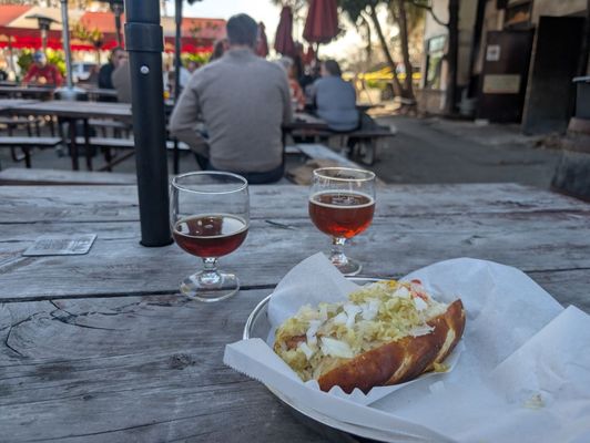 Draught House Pub & Brewery by null