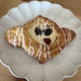 Feedwell Kitchen & Bakery - Cafes Near Me - Cedar Rapids, Iowa Feedwell Kitchen & Bakery - Cafes Near Me - Cedar Rapids, Iowa