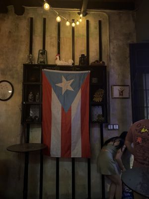 Café con Ron by null