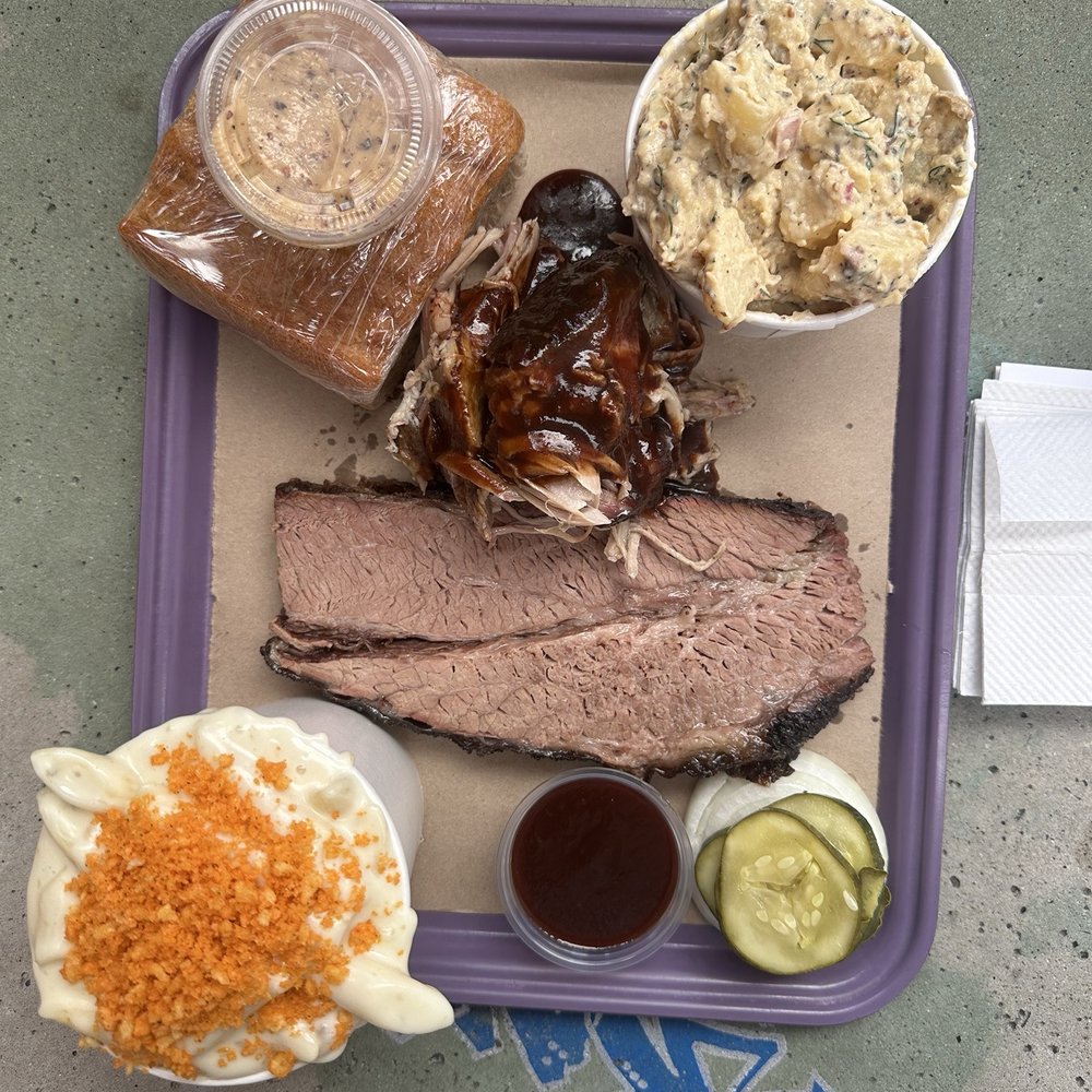 ZIG ZAG BBQ - brisket, pulled pork, potato solid, queso mac, cornbread - Barbeque Near Me - Philadelphia, Pennsylvania ZIG ZAG BBQ - brisket, pulled pork, potato solid, queso mac, cornbread - Barbeque Near Me - Philadelphia, Pennsylvania