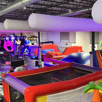 Bounce Empire - Play area - Amusement Parks Near Me - Lafayette, Colorado Bounce Empire - Play area - Amusement Parks Near Me - Lafayette, Colorado