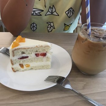 Creamy Rainbow Bakery and Cafe - Bakeries Near Me - Halifax, Nova Scotia