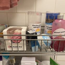 Sunrise Artisan Bath And Body - Love all her products! Bath bombs and soaps love the coffee scrub soap she makes from real coffee grounds as well !!