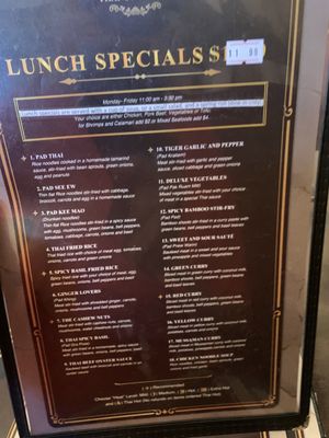Manee Thai Cuisine Indy by null