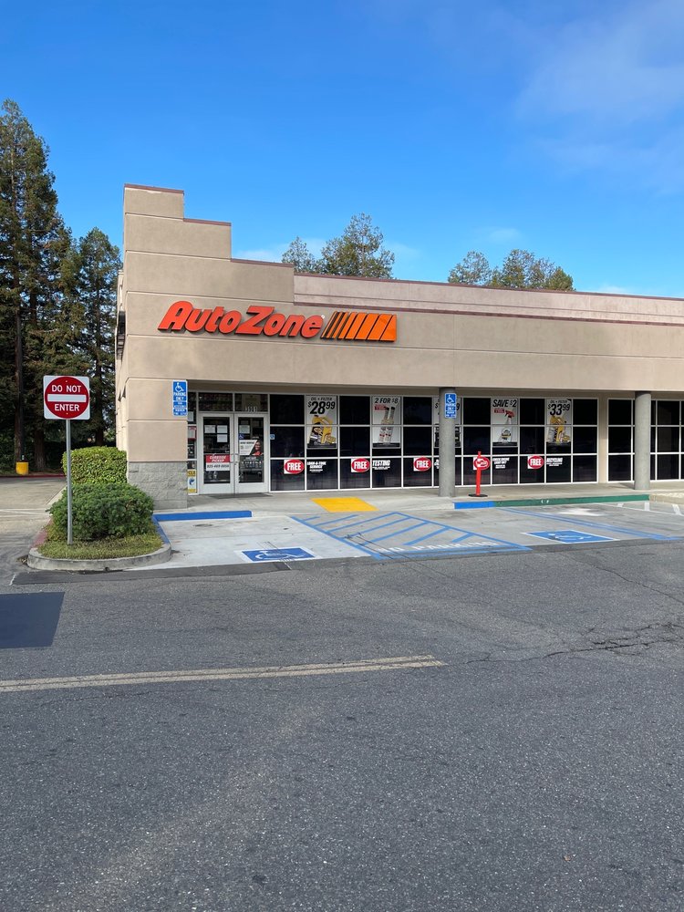 AUTOZONE AUTO PARTS Updated August 2024 11 Photos & 145 Reviews