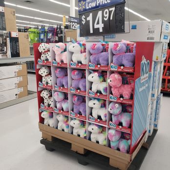 Walmart Supercenter - a display of stuffed animals - Department Stores Near Me - Niles, Michigan Walmart Supercenter - a display of stuffed animals - Department Stores Near Me - Niles, Michigan
